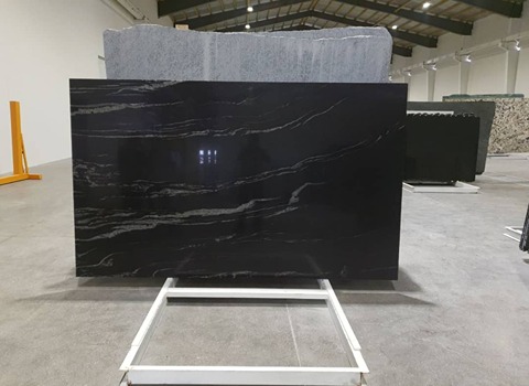 تصویر 2 از سنگ گرانیت تویسرکان محصولی طبیعی با دوام طولانی